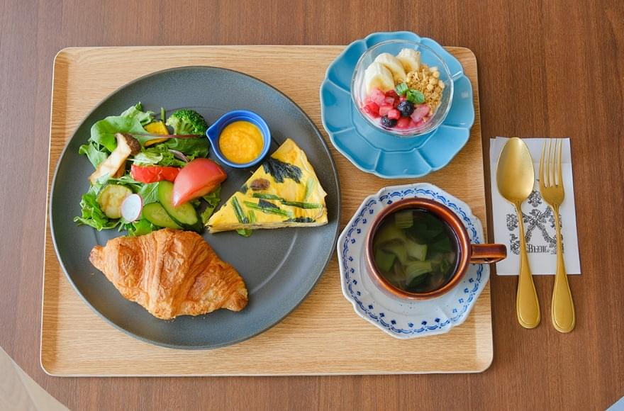 朝・昼・夕食／15時のスイーツ
