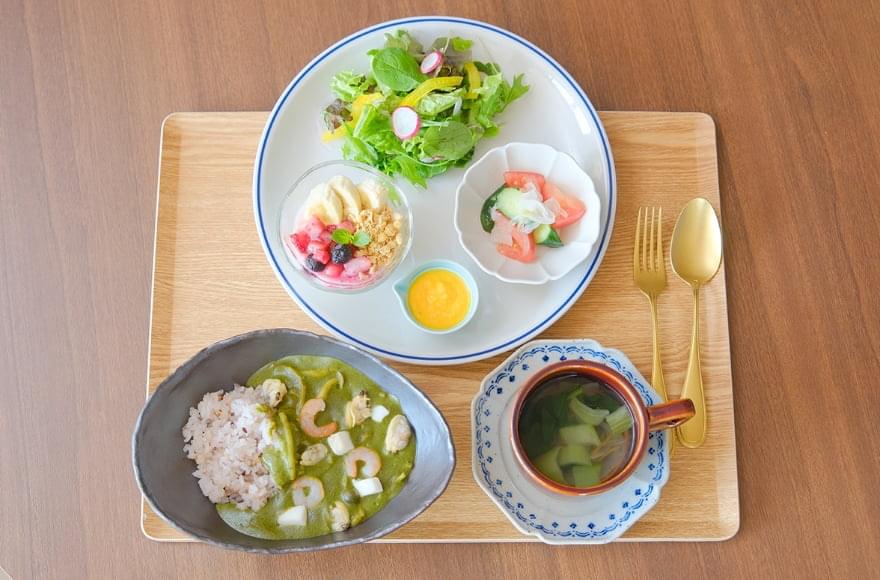 朝・昼・夕食／15時のスイーツ